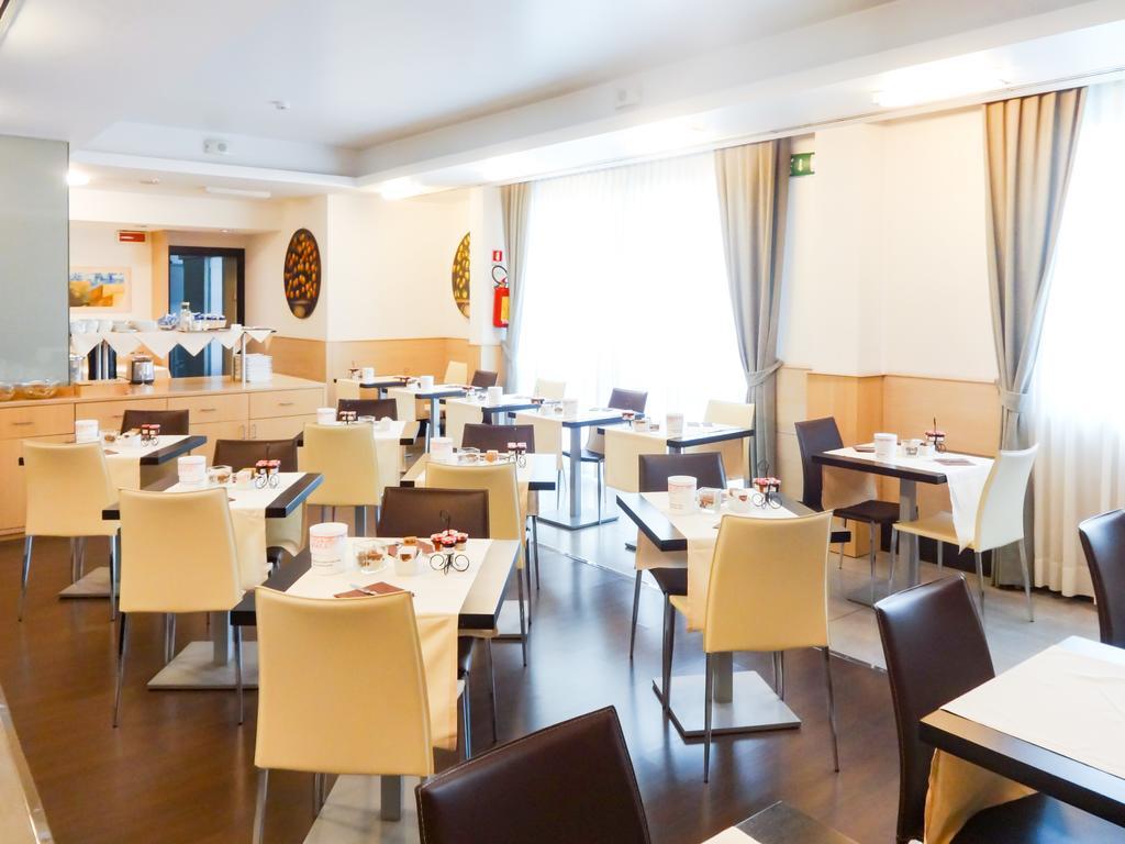 Hotel Mito Ossona Zewnętrze zdjęcie