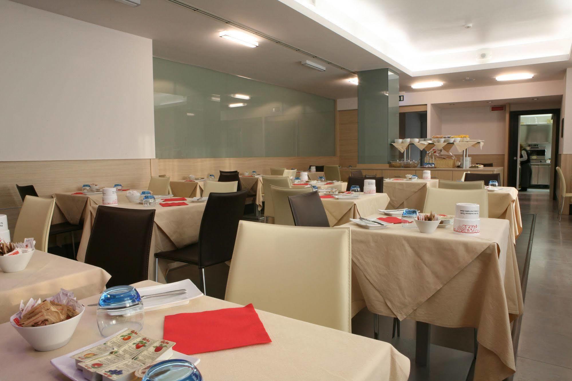 Hotel Mito Ossona Zewnętrze zdjęcie